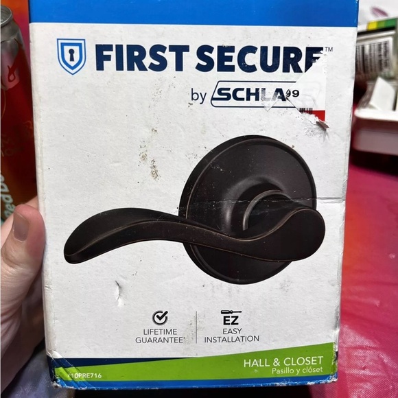 First Secure by Schlage Presley Non-Locking Passage Door Lever Aged Bronze NEW - Picture 1 of 4